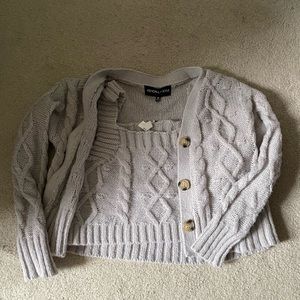 ❌ SOLD❌ light grey cardigan sweater set